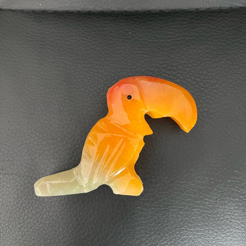 Vintage Onyx Toucan Figurine